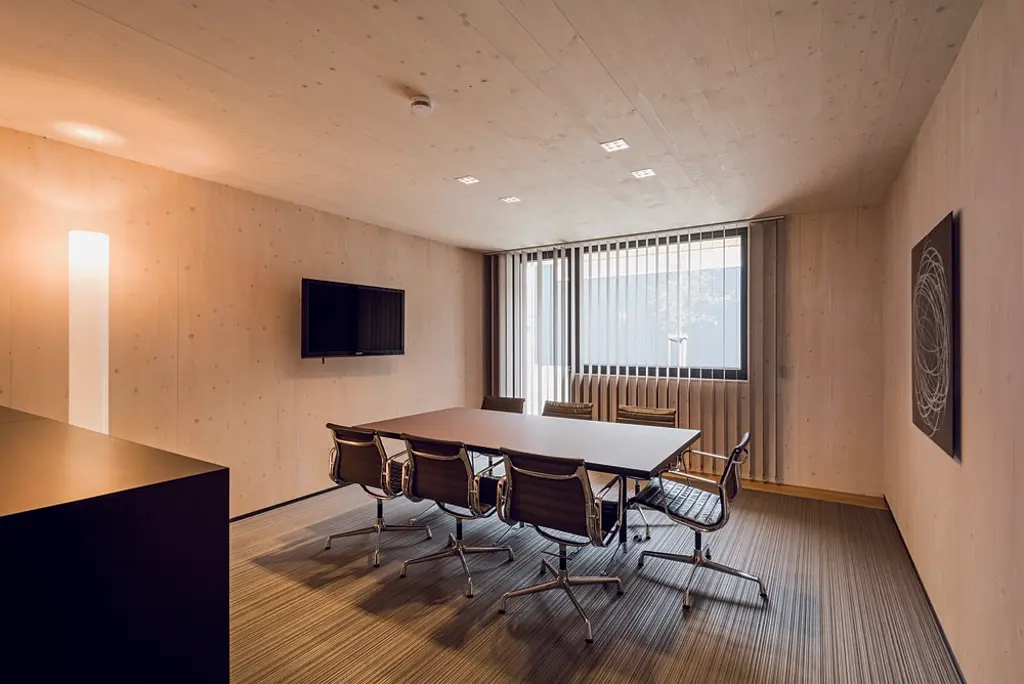 KEIM Lignosil-Inco: İç Mekan Ahşaplarında Doğal Oda İklimi ve Mineral Estetik