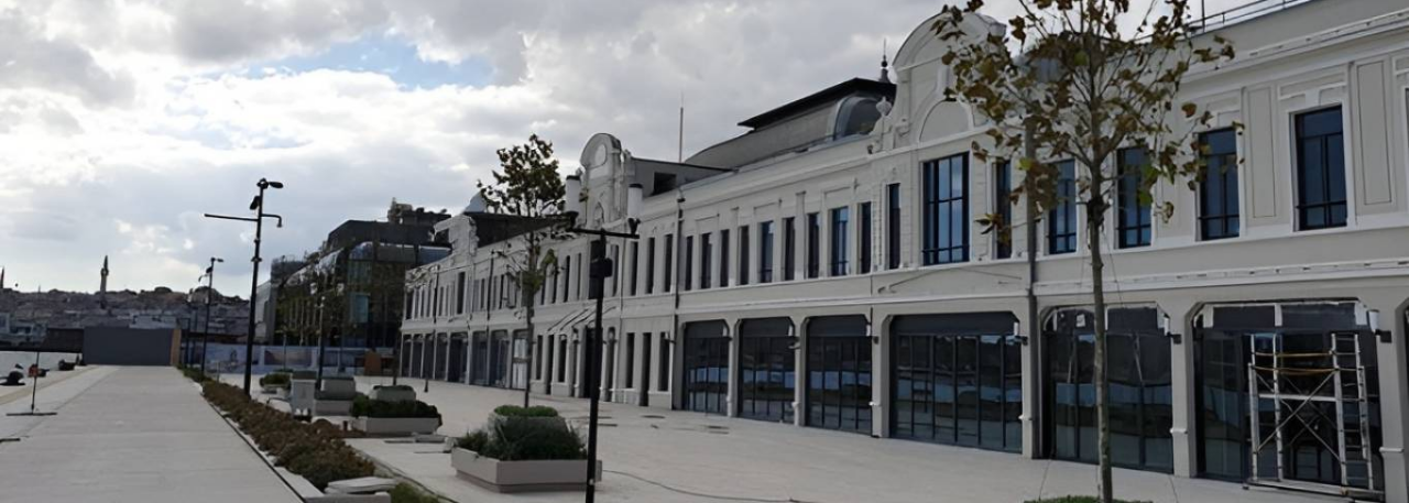 Restorasyon Projeleri: Galataport Paket Postane 